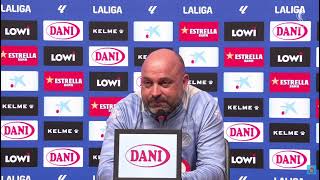 El precioso gesto del Espanyol y Manolo González por el Día del Cáncer Infantil con Héctor #rcde