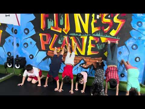 Handstand hold challenge at fitness planet