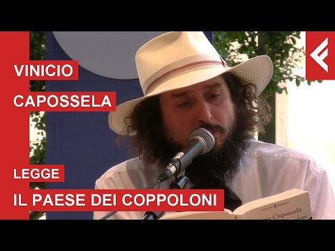 Vinicio Capossela legge "Il paese dei coppoloni" al Festivaletteratura 2015 