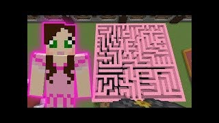 PopularMMOs Pat and Jen Minecraft: CHASE THE MOUSE GAME! - HEAD HUNTER THEME PARK [6]