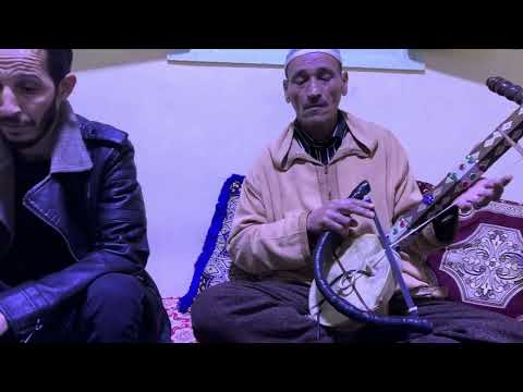 جلسة موسيقية متواضعة / امارك اقبور