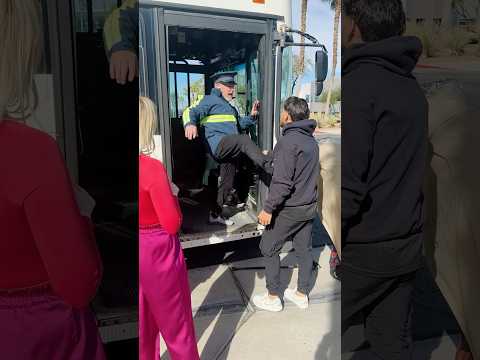 Bus driver teaches rude man a lesson! #lesson #kindness #life #drama #bus