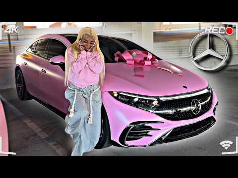 SURPRISING GIRLFRIEND WITH DREAM PINK CAR 😍 😱!! 