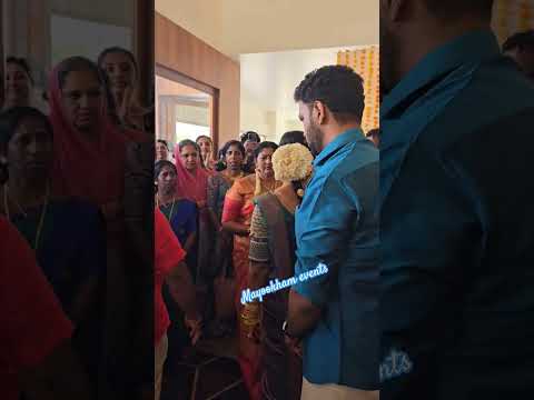 ചിലരുടെ യാത്ര പറച്ചിൽ കണ്ടുനിൽക്കുന്നവരുടെയും കണ്ണുനിറയ്ക്കും #malayalam #love #wedding #kerala
