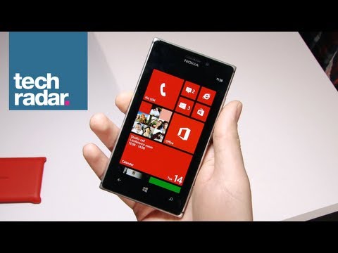 (ENGLISH) Nokia Lumia 925 first look & hands-on preview