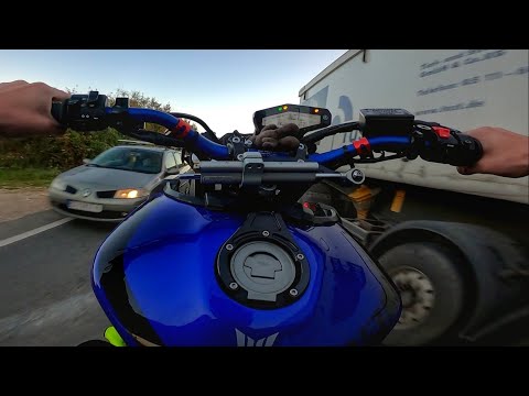 MT-09 CRAZY RIDE (FULL THROTTLE)