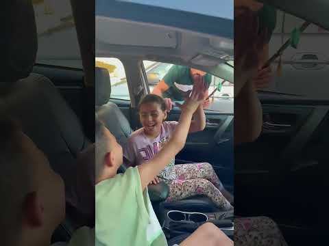 بياع البلوين… #بودي #ماشاوالدب #funny