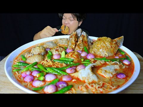 MUKBANG MIE SEDAP LAKSA SINGAPORE SAMBAL SEMANGKOK  BAKSO URAT CABE RAWIT BAWANG MENTAH