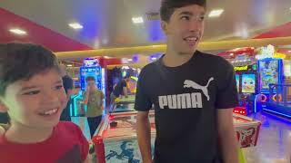 UM DIA BRINCANDO NO SHOPPING | DIVERSÃO