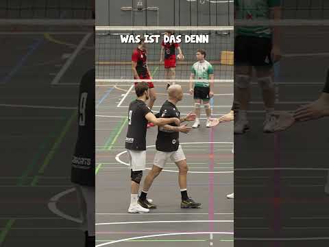 Was pfeift der Schiedsrichter da?!😲 #eintrachtspontent #volleyball #fails #sports #shorts