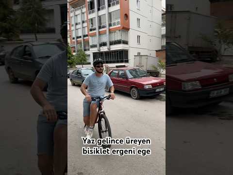 Yaz gelince bisikletli o çocuk! 🚲 #bisiklet #ege #yaz