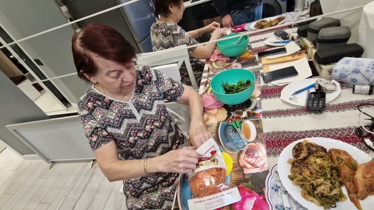 Маме отдал деньги ну и завтрак у диабетчицы
