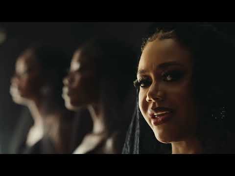 Akwaboah X Nadia Buari - Smile Again