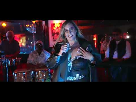 Isa La Gordita del Sabor - Dime Que Me Quieres Video Oficial / Cafe Records