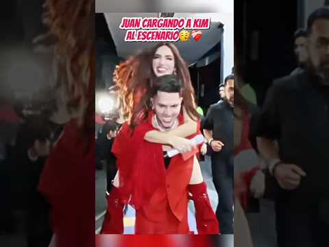 JUAN CARGA A KIM AL ESCENARIO🥰🥳|#jukilop #juandediospantoja #kimberlyloaiza