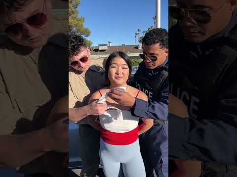 Lady smuggling money across the border gets caught red-handed!