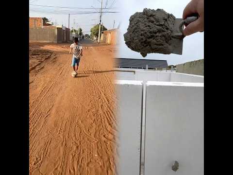 Quando chuta a bola no portão do vizinho #comedia #risada #humor #risos #risadagarantida