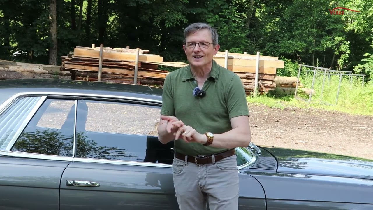 Video preview of Mercedes-Benz 500 SLC (1980)