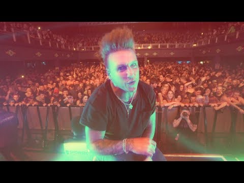 Papa Roach - Renegade Music (Live Performance)