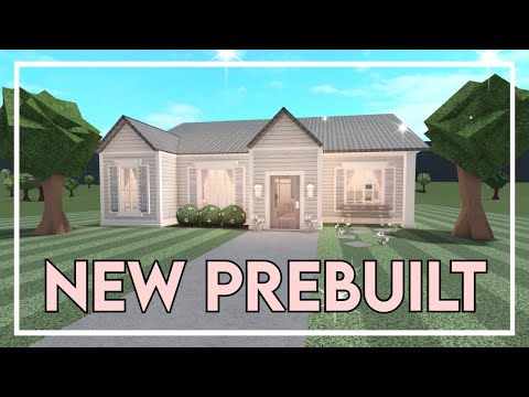 Touring My NEW Bloxburg Prebuilt House (Roblox)