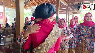 Kris Dayanti  Dan Hj. Agung Shinta di Hari Kebaya Nasional