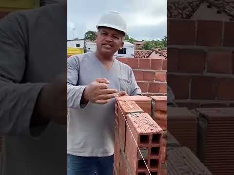 NUNCA MAIS TIVE PROBLEMA DE PAREDE TORTA DEPOIS QUE ASSENTEI ASSIM!! #construção #shorts #youtube