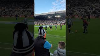 Newcastle United warm up drill #newcastle #newcastle #worflags #carabaocup#soccerskills #nufc