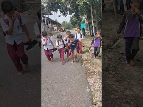 Pulang Sekolah Pada Tutup Hidung Gara-gara ini #vlogmini #elzoanvaya #pulangsekolah #videoshort