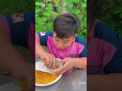 Thử thách “ Ăn Sạch Sành Sanh “ hết 1 dĩa Bánh Xèo nhận thưởng 10 triệu | Sinl Food #shorts