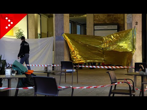 Omicidio in centro a Bergamo, uomo ucciso a coltellate: in fuga l'assassino