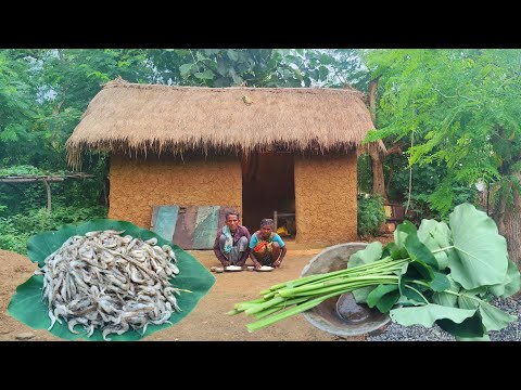 this RAINY SEASON old grandma cooking SHRIMP FISH curry and eating || village lifestyle in RAIN
