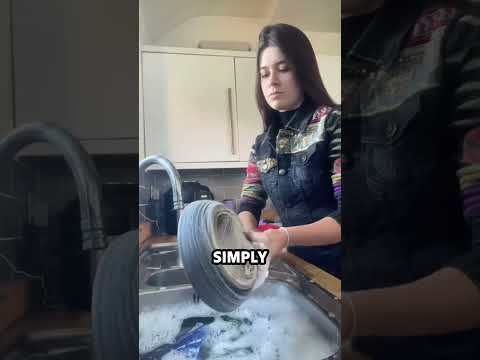 This Australian Habit Is Dividing the Internet 🤯