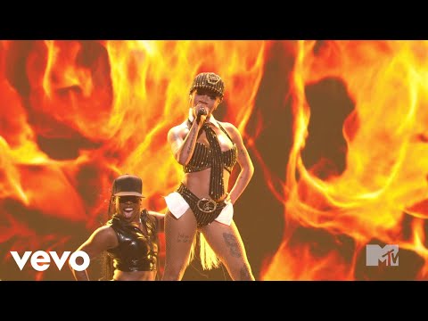 GloRilla - Yeah Glo!/TGIF (Live From The 2024 MTV VMAs)