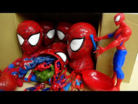 Big Spiderman Head Toy Box Walk into Cardboard Box Stop Animation