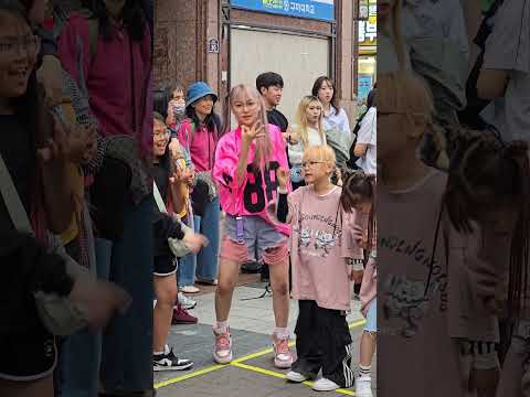 boom boom bass 리믹스 #춤추는나율 #kpop #music #dance #쇼츠 #챌린지 #AFstarz #춤추는곰돌 #춤추는현수 #COLA #춤추는나율COLA