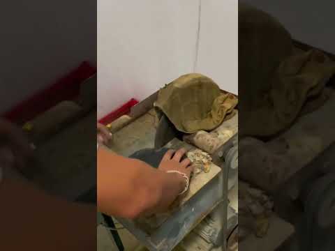 Buying gambling stone #jade #jadeite