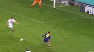 Ausgerutscht und Elfmeter verursacht 🫣