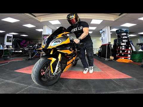 CA TOURNE MAL ! JE FAIS UNE BAVETTE EN S1000RR 😱 😡 NOUVEAU KIT DECO !