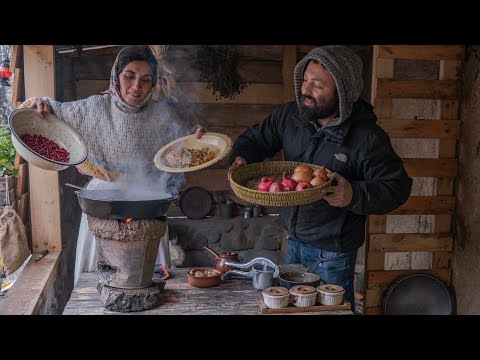 Ana Ənənəvi Azərbaycan Plovu və Nar Qovurma bişirdi! Sakit və Yağışlı bir Payız günü