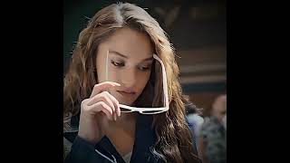 yapıştırdı tokadı diva 💍👄#keşfet #oyuncu #hudutsuzsevda #zeynepleto#miraydaner#aura#woman#edit#reels