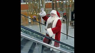 How did Minnesota become home to the world's first shopping mall?