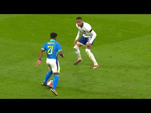 17 Year Old Endrick is PHENOMENAL! 🔥