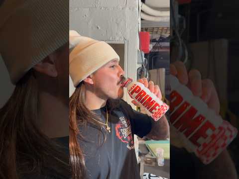 Dirty Dom tries NEW Pizza PRIME Hydration #drinkprime #loganpaul #ksi #prime #lunchly #wwe #shorts