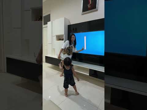 celine nonton youtubenya tentang edukasi2 gini..ya walopun medok tetep tak ajarin🤣🤣