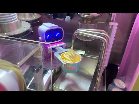 Robot Vending Machines in China