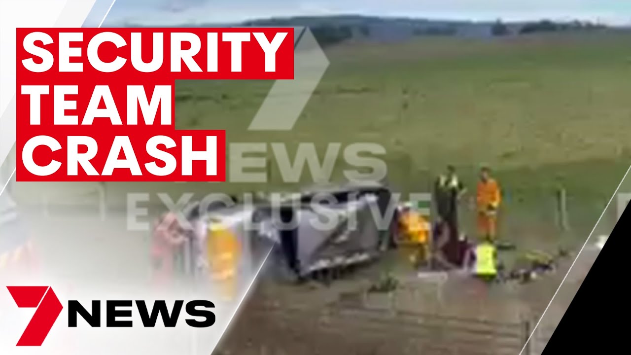 Prime Minister Scott Morrison’s security team involved in a crash at Elizabeth Town, Tasmania