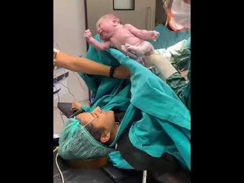 Sarah khan C Section Delivery Video #sarahkhandelivery