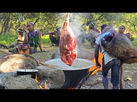 Hunting Big Wild Baboons & Eating With The Ancient Hadzabe Tribe During Rainy Season!!🍖🔥