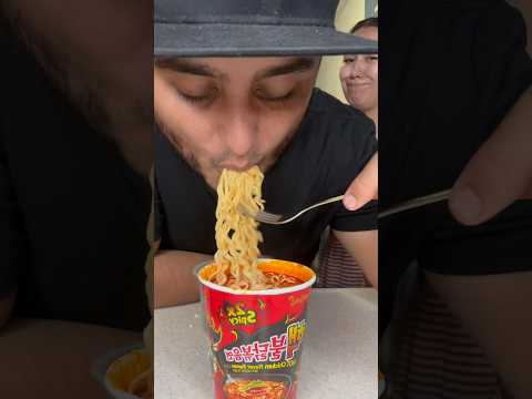 Comí el ramen mas picante del mundo #algotranqui #food #picante