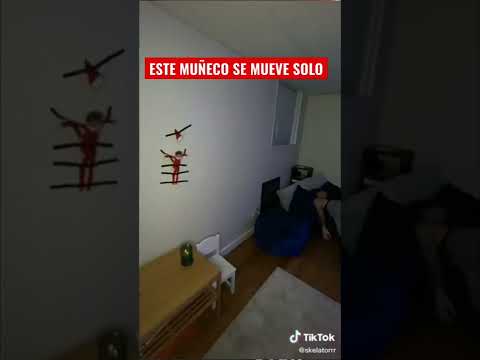 ESTE MUÑECO SE MUEVE SOLO